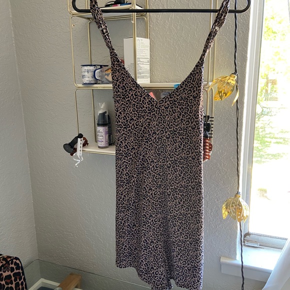 American Eagle Outfitters Dresses & Skirts - Cheetah romper American Eagle Outfitters Dresses & Skirts - Cheetah romper
